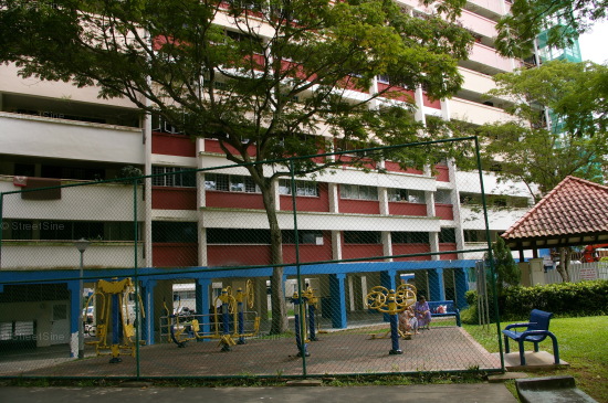 Bukit Batok Street 33 thumbnail photo